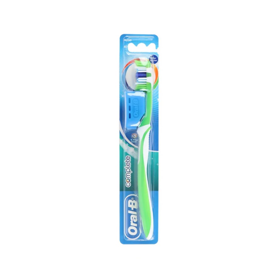 Oral-B Complete Toothbrush Medium