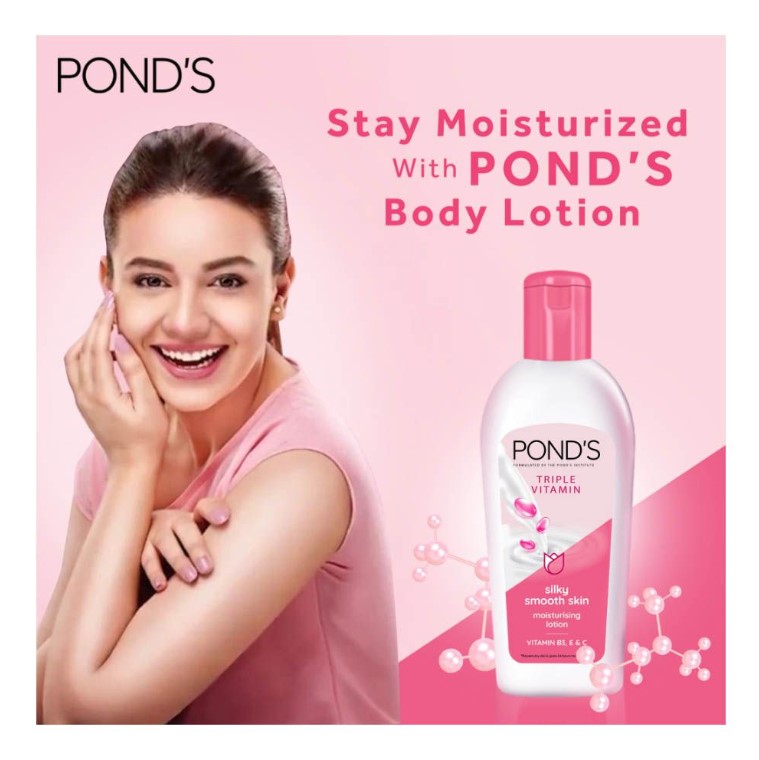 Ponds Triple Vitamin Moisturizing Lotion, Silky Smooth Skin, 100ml
